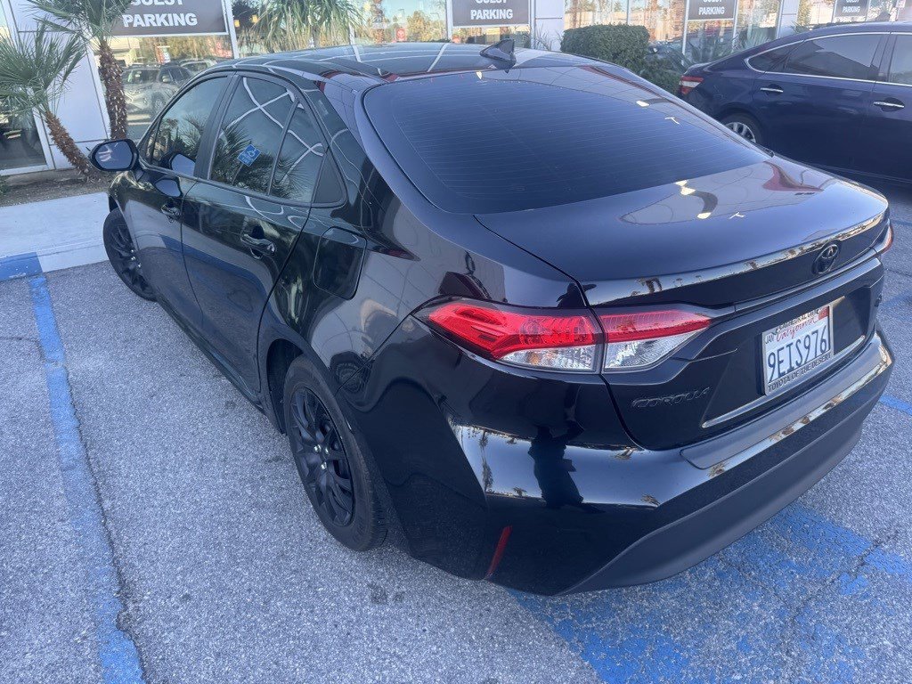 Certified 2023 Toyota Corolla LE image 3