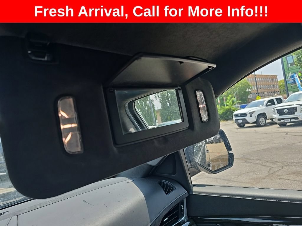 Used 2019 Cadillac Escalade ESV Platinum AWD/4WD image 29