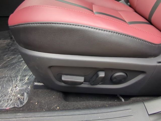 Used 2026 MAZDA CX-50 AWD 2.5 Hybrid w/ Weather Package image 11