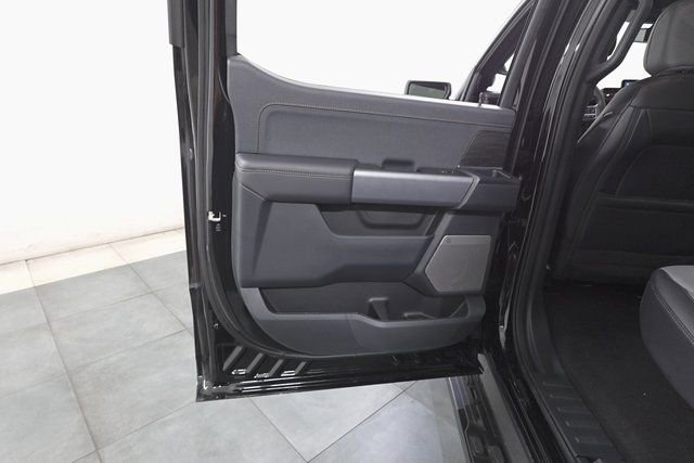 New 2025 Ford F150 Lightning Lariat image 25