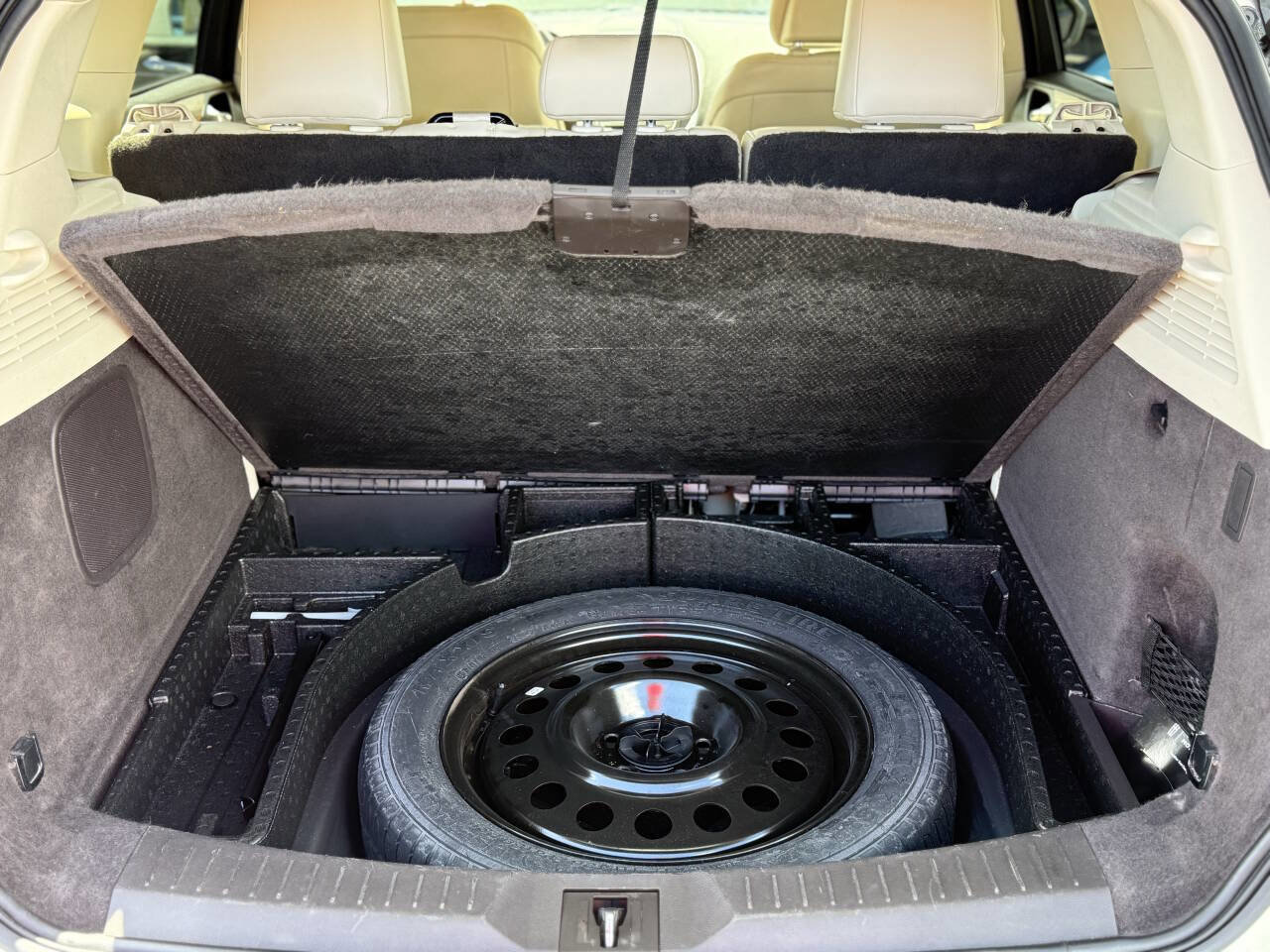 Used 2015 Lincoln MKC FWD w/ Equipment Group 101A Select image 19