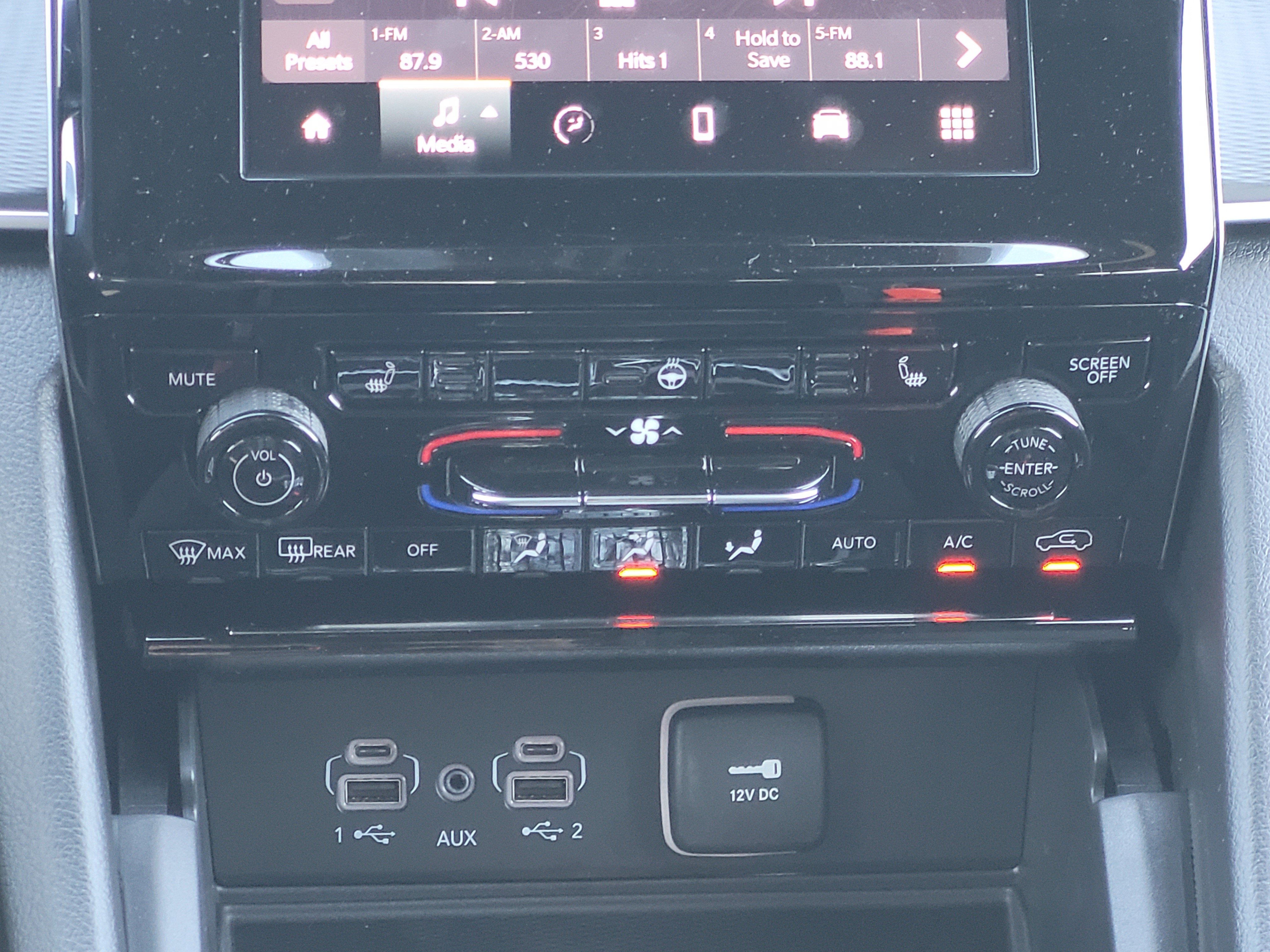 New 2025 Jeep Grand Cherokee L Altitude image 17