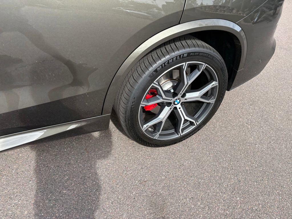 Used 2026 BMW X5 xDrive40i w/ M Sport Package image 28