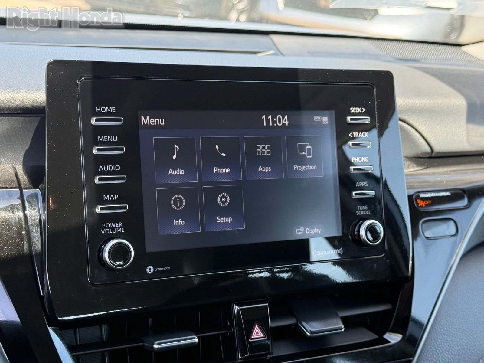 Used 2024 Toyota Camry SE FWD image 20