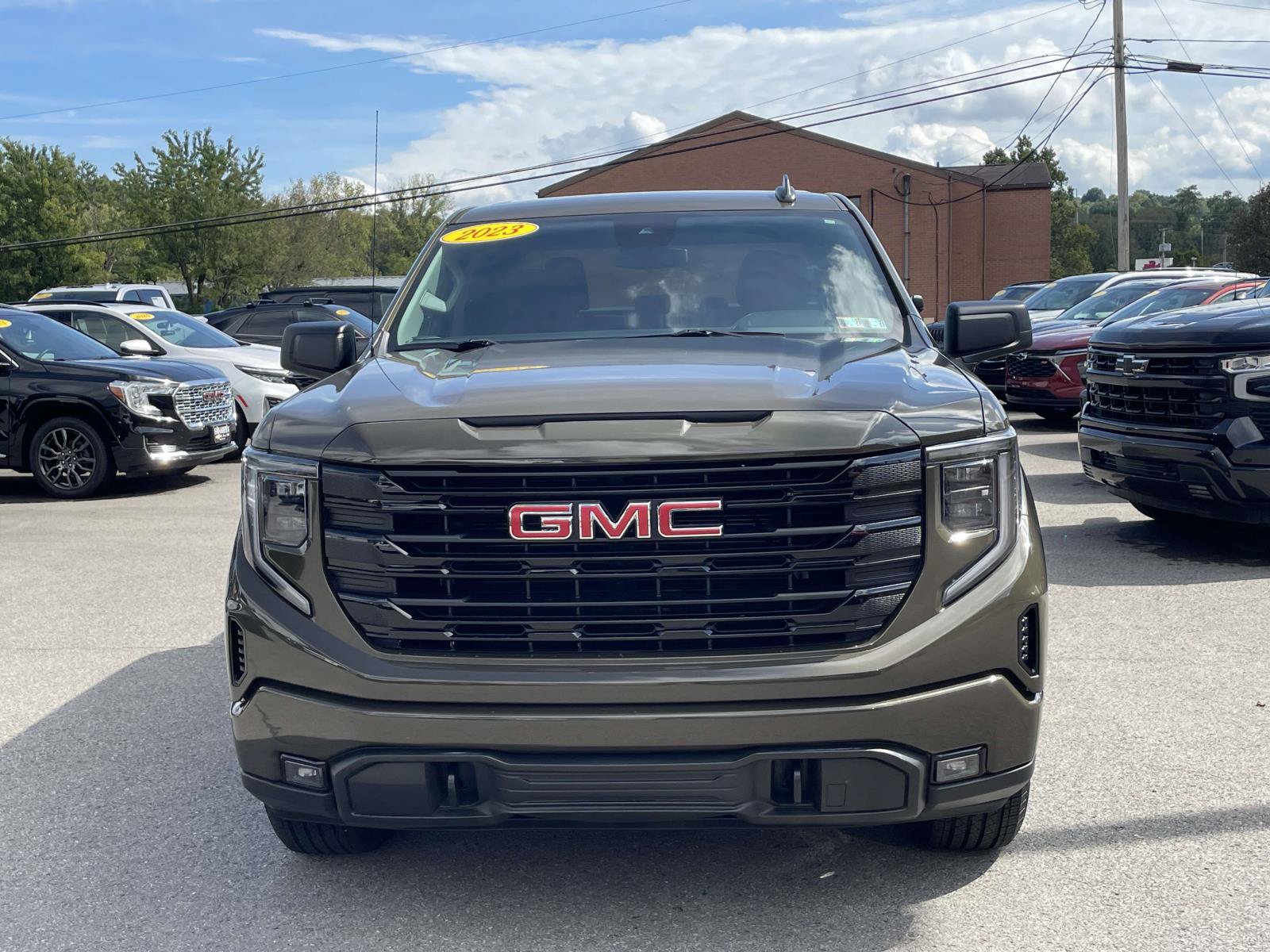 Certified 2023 GMC Sierra 1500 Elevation AWD/4WD image 8