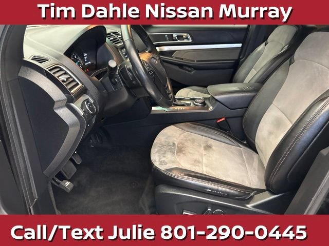 Used 2017 Ford Explorer XLT w/ Equipment Group 202A AWD/4WD image 24