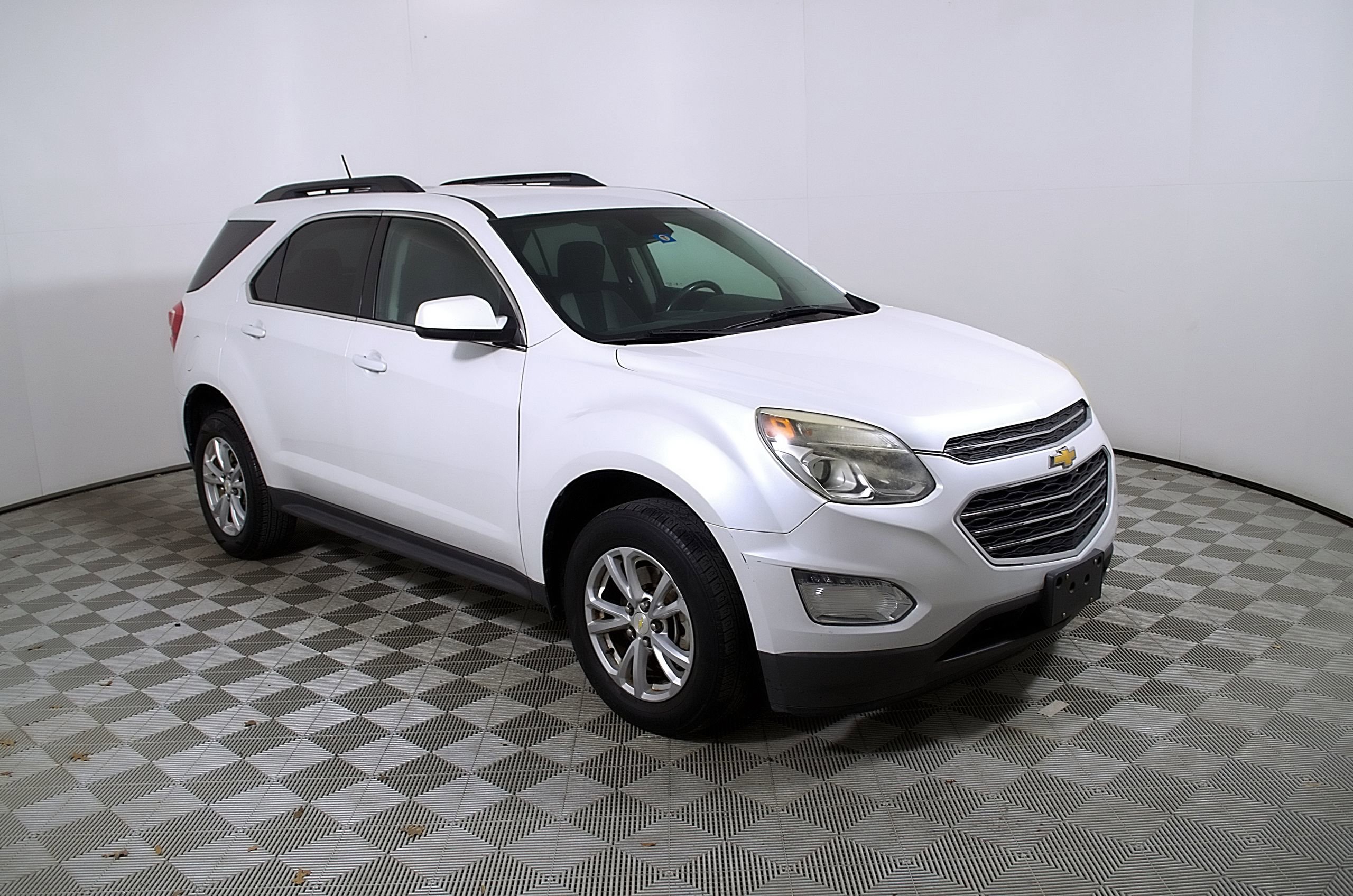 Used 2016 Chevrolet Equinox LT w/ Convenience Package FWD image 6