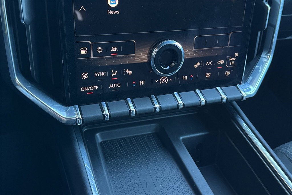 Certified 2025 GMC Acadia Elevation image 26