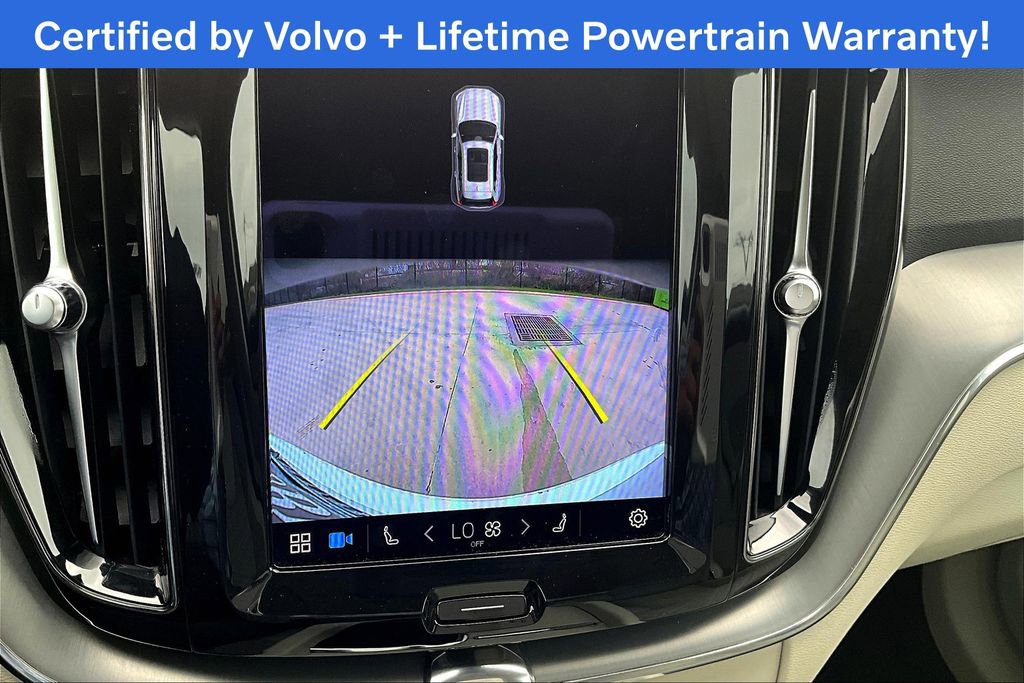 Used 2022 Volvo XC60 B5 Momentum image 29