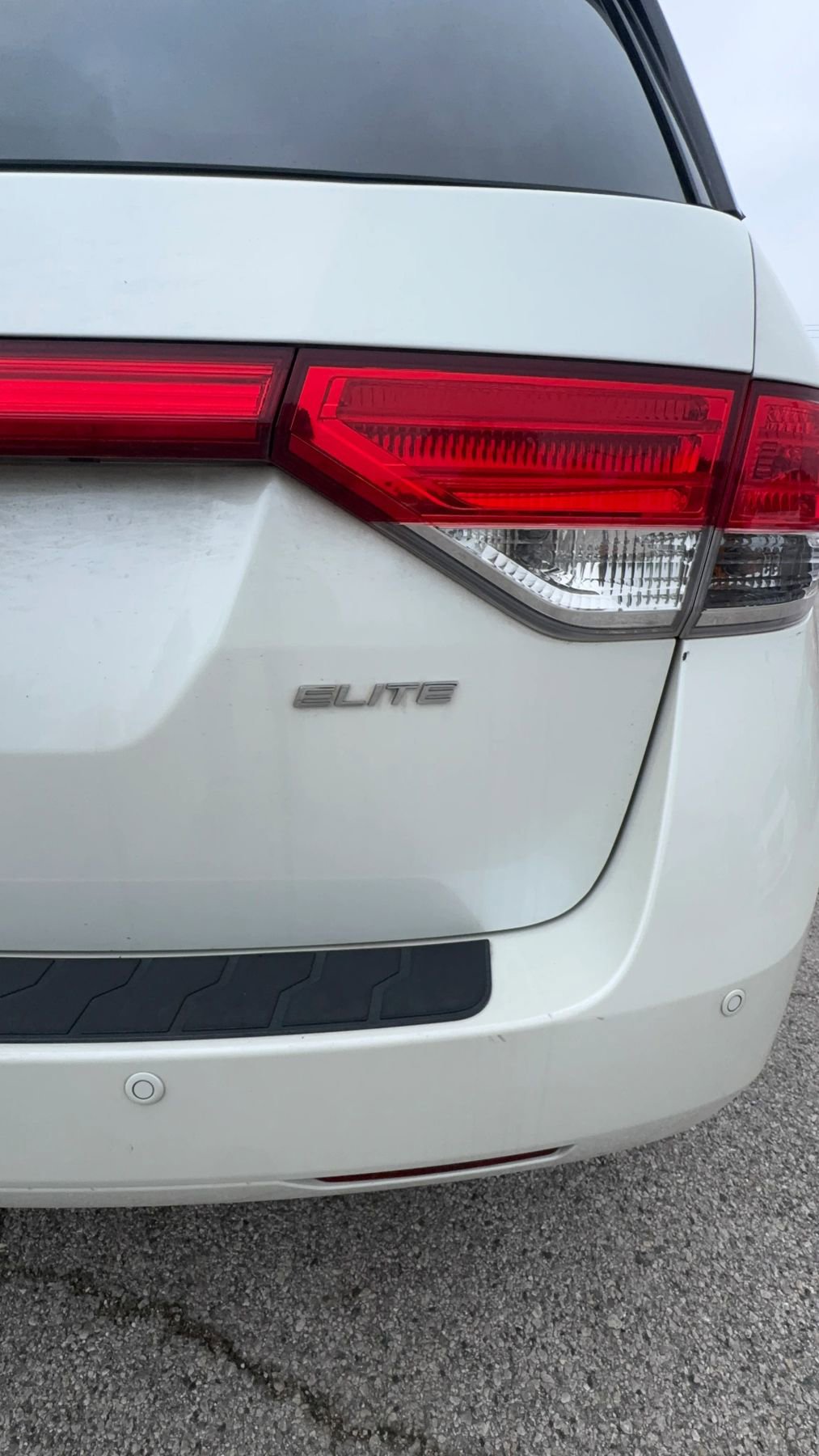 Used 2014 Honda Odyssey Touring Elite image 27