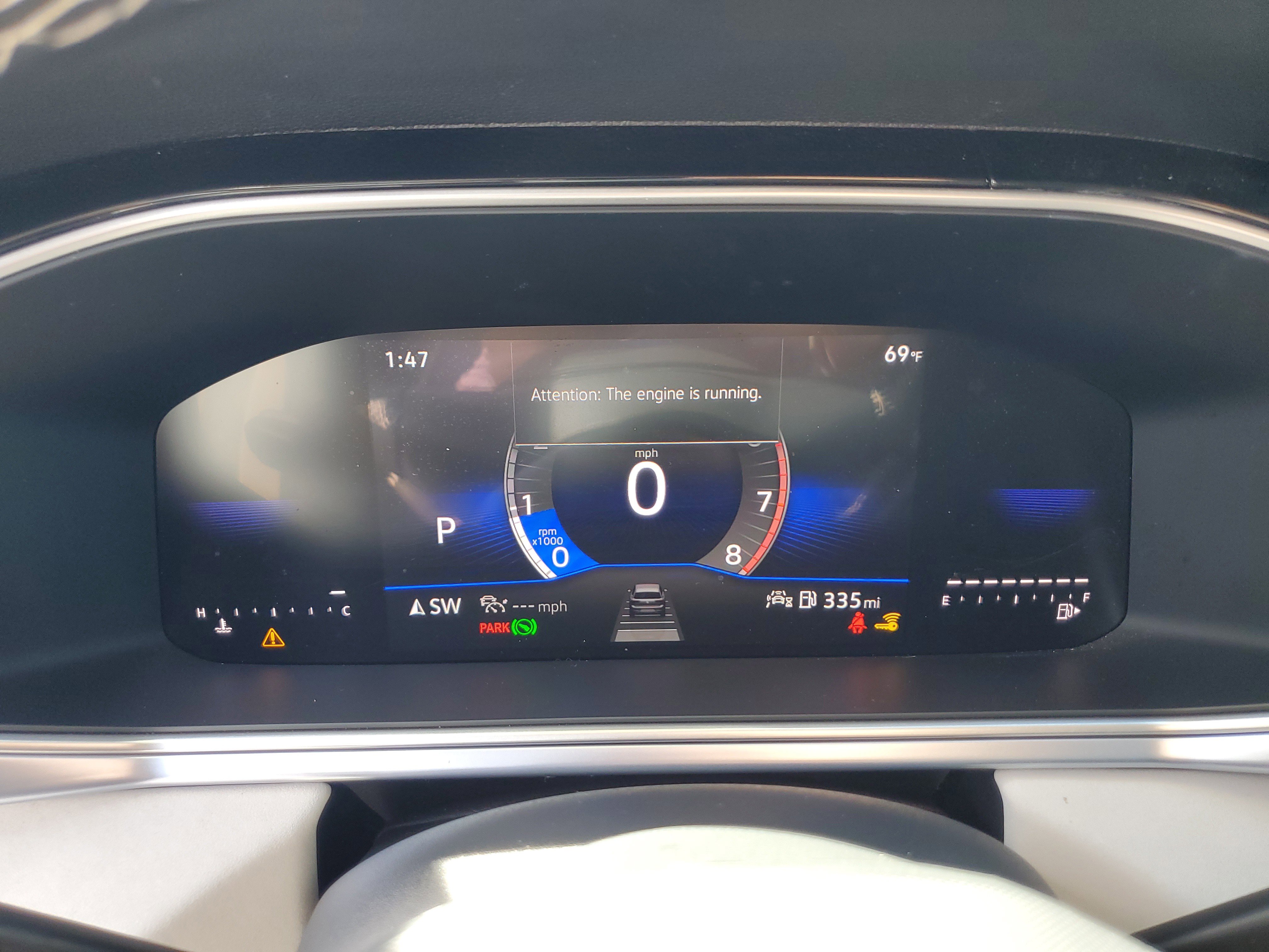 Used 2025 Volkswagen Taos SE image 31