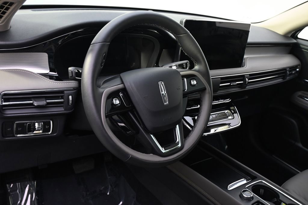 New 2026 Lincoln Corsair Premiere image 11