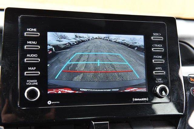 Used 2024 Toyota Camry SE image 12