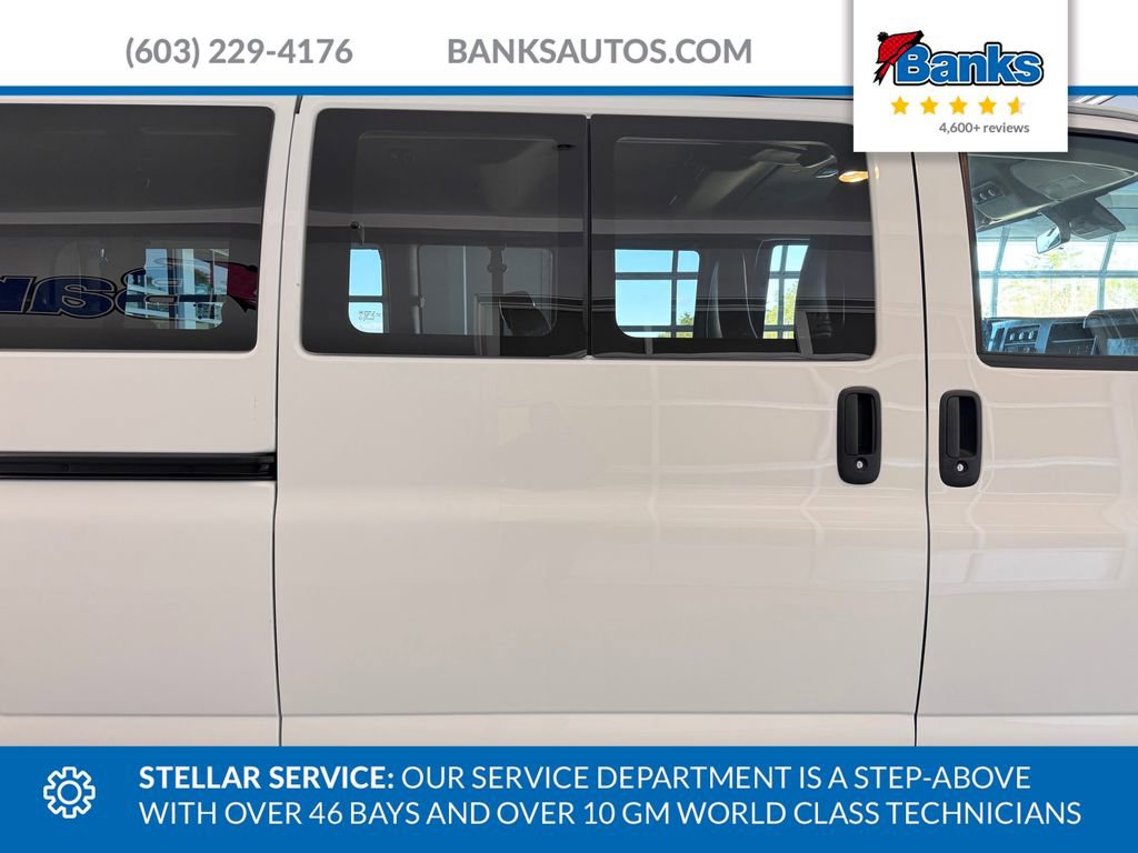 Used 2023 Chevrolet Express 3500 LT w/ LT Preferred Equipment Group image 8