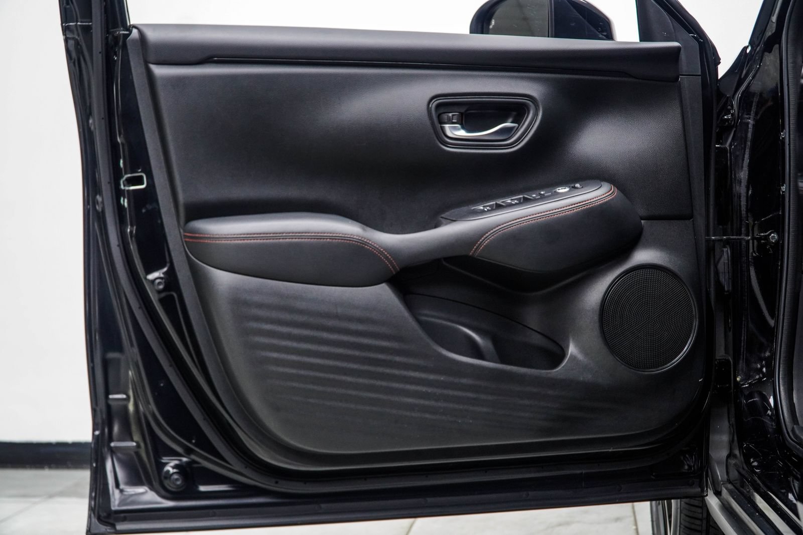 Used 2023 Honda HR-V Sport image 30