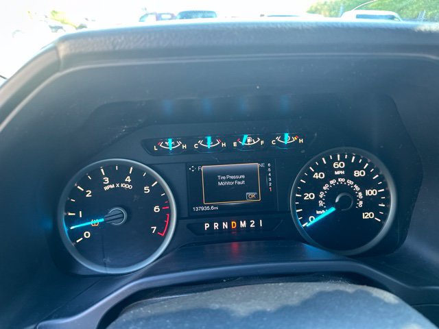 Used 2015 Ford F150 XLT w/ Equipment Group 301A Mid RWD image 23