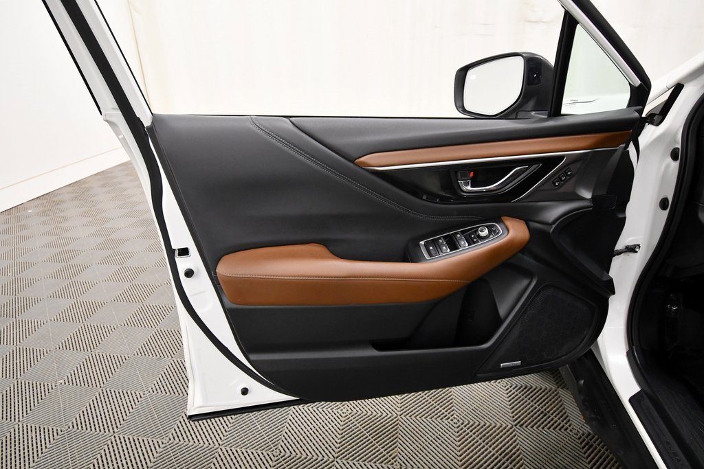 Used 2022 Subaru Outback Touring image 13