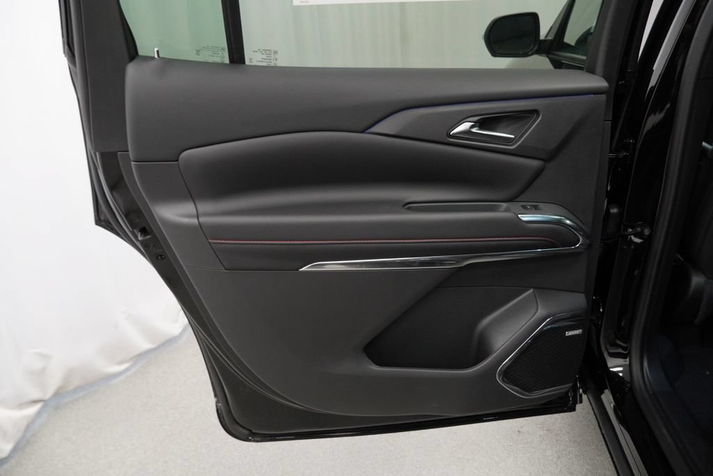 New 2027 Chevrolet Traverse RS AWD/4WD image 25