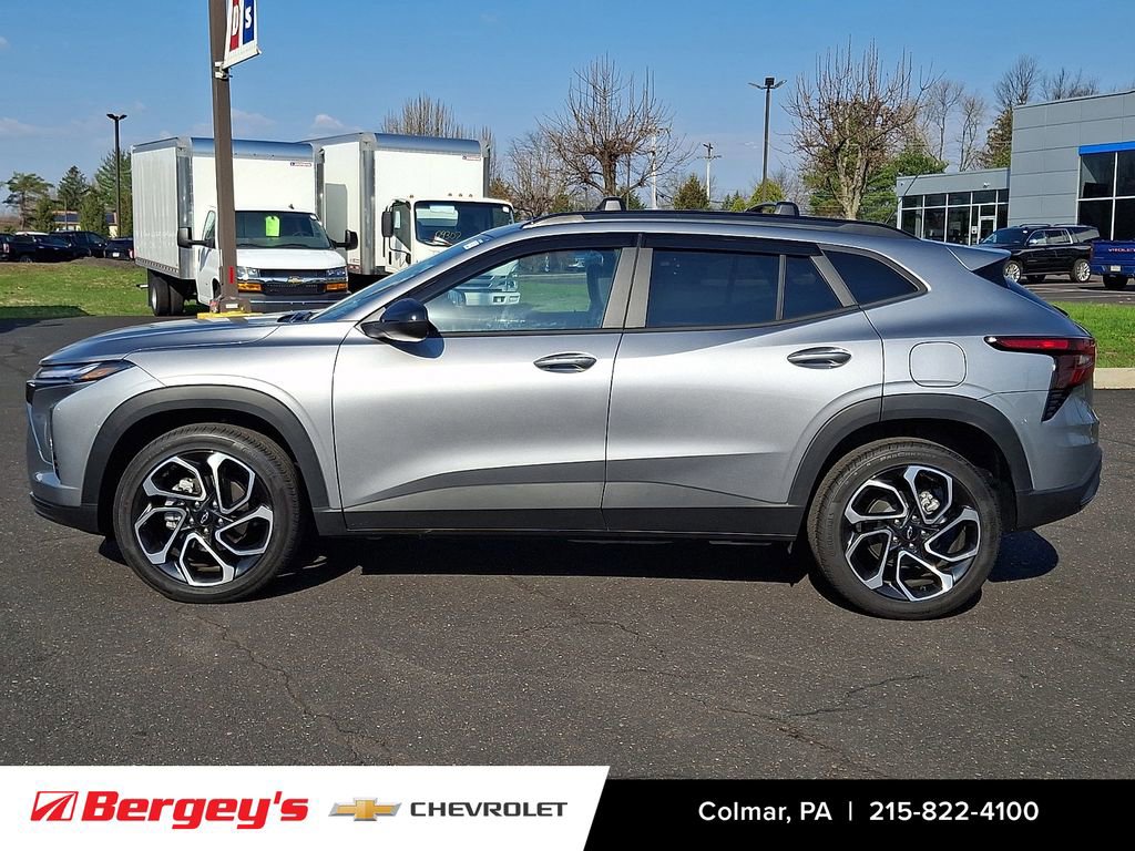 Certified 2026 Chevrolet Trax RS w/ Driver Confidence Package FWD image 9