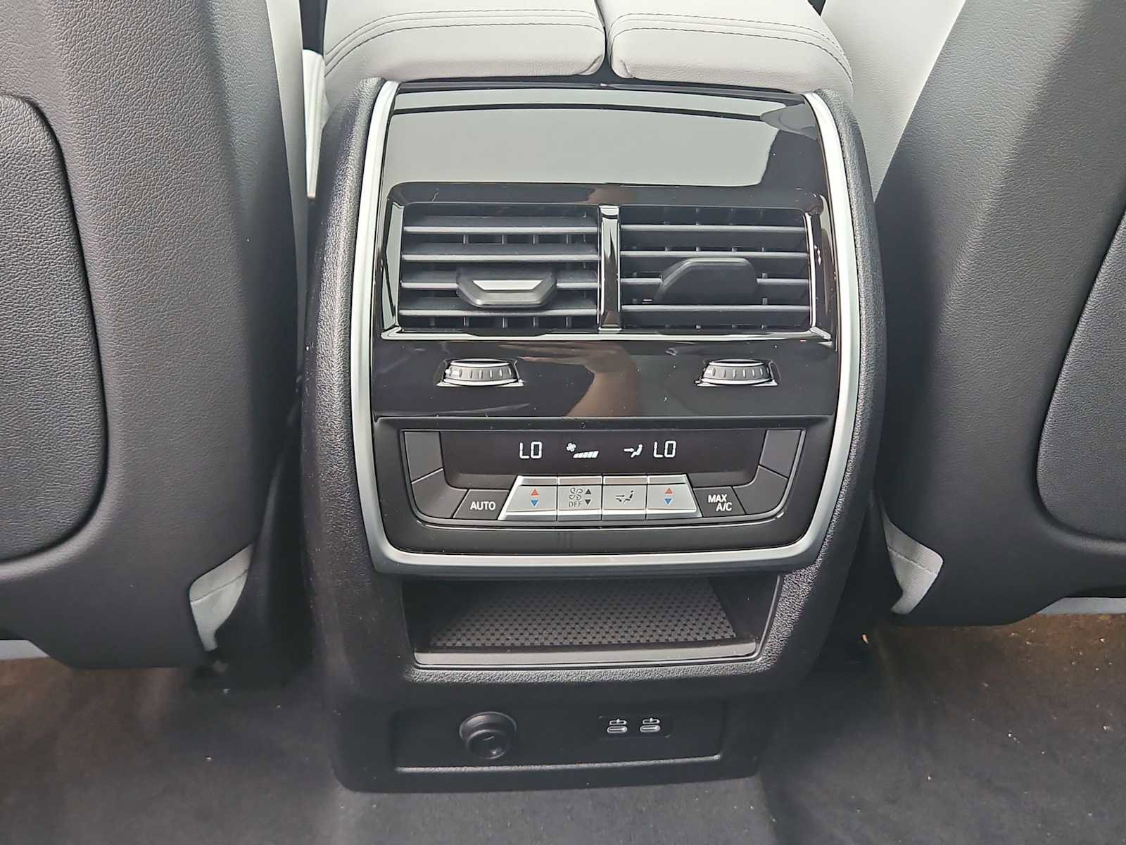 Used 2026 BMW X5 xDrive40i image 28