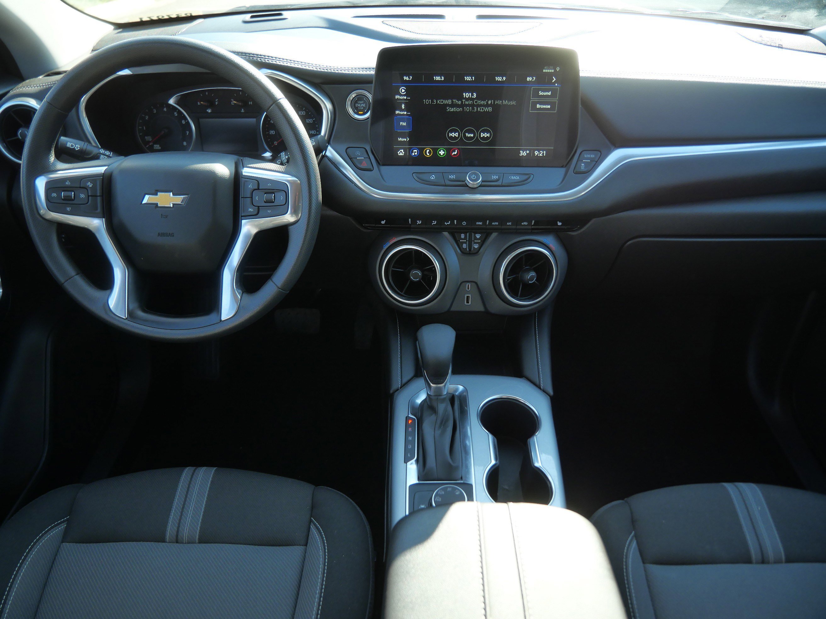 Used 2025 Chevrolet Blazer LT image 10