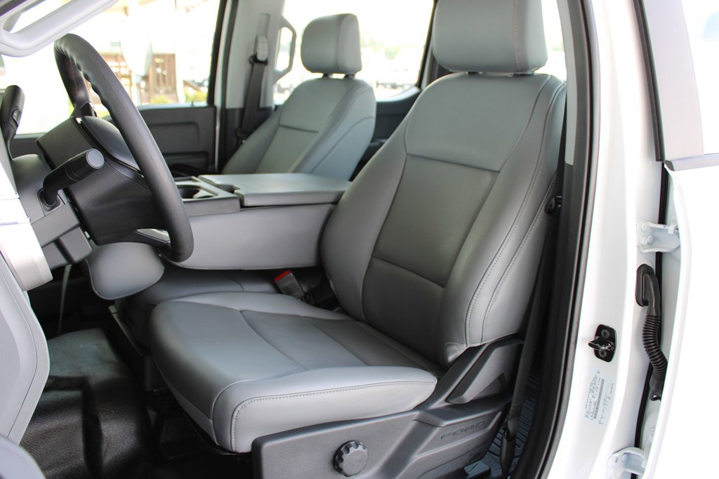 Used 2025 Ford F250 XL image 18