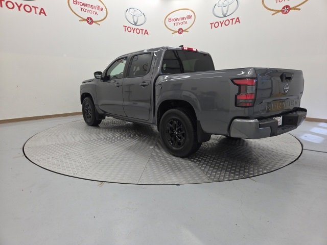 Used 2024 Nissan Frontier SV image 6