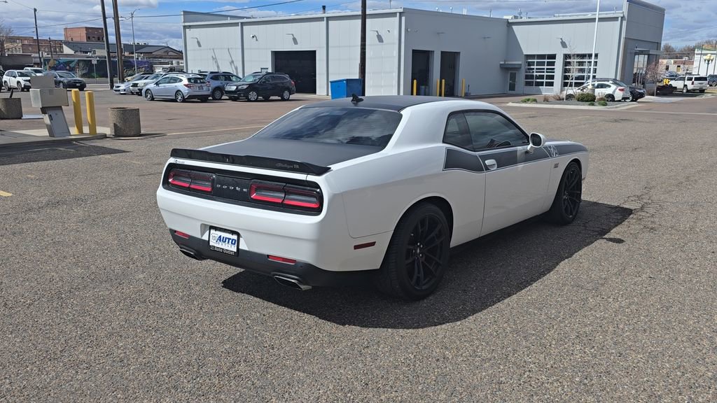Used 2018 Dodge Challenger T/A image 5