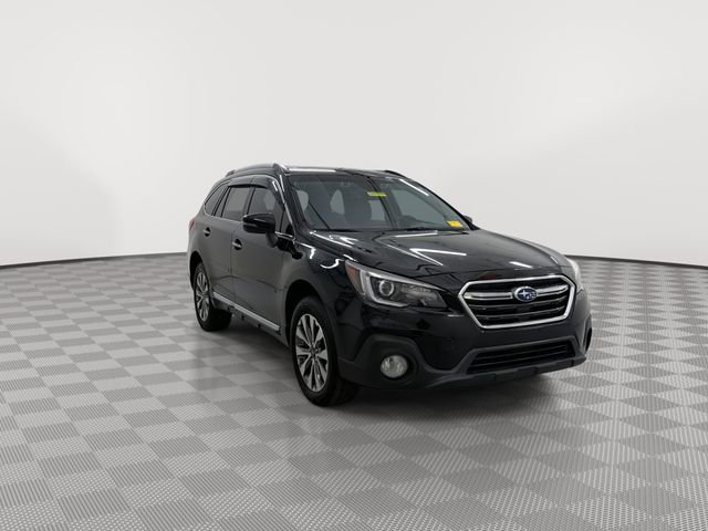 Used 2018 Subaru Outback 3.6R Touring image 2