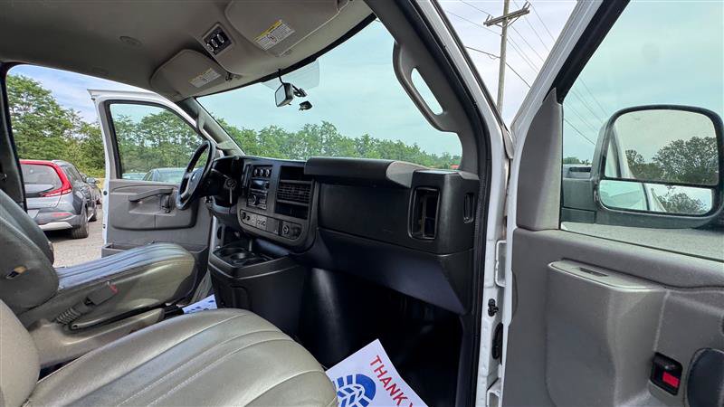 Used 2017 Chevrolet Express 2500 LS RWD image 34