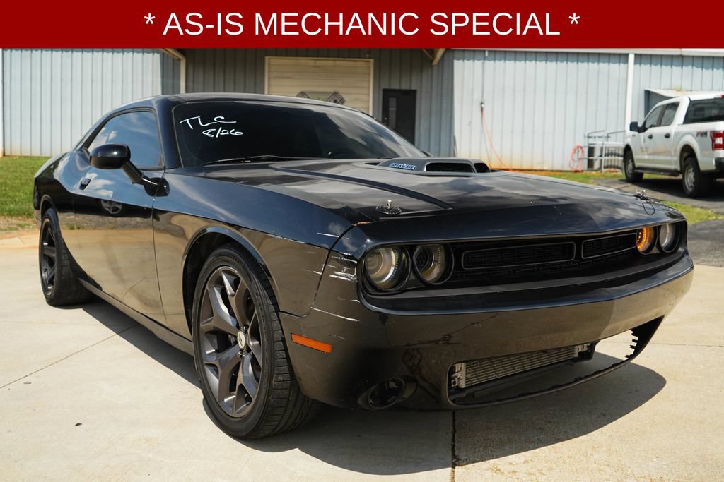 Used 2019 Dodge Challenger R/T w/ Shaker Package RWD image 1