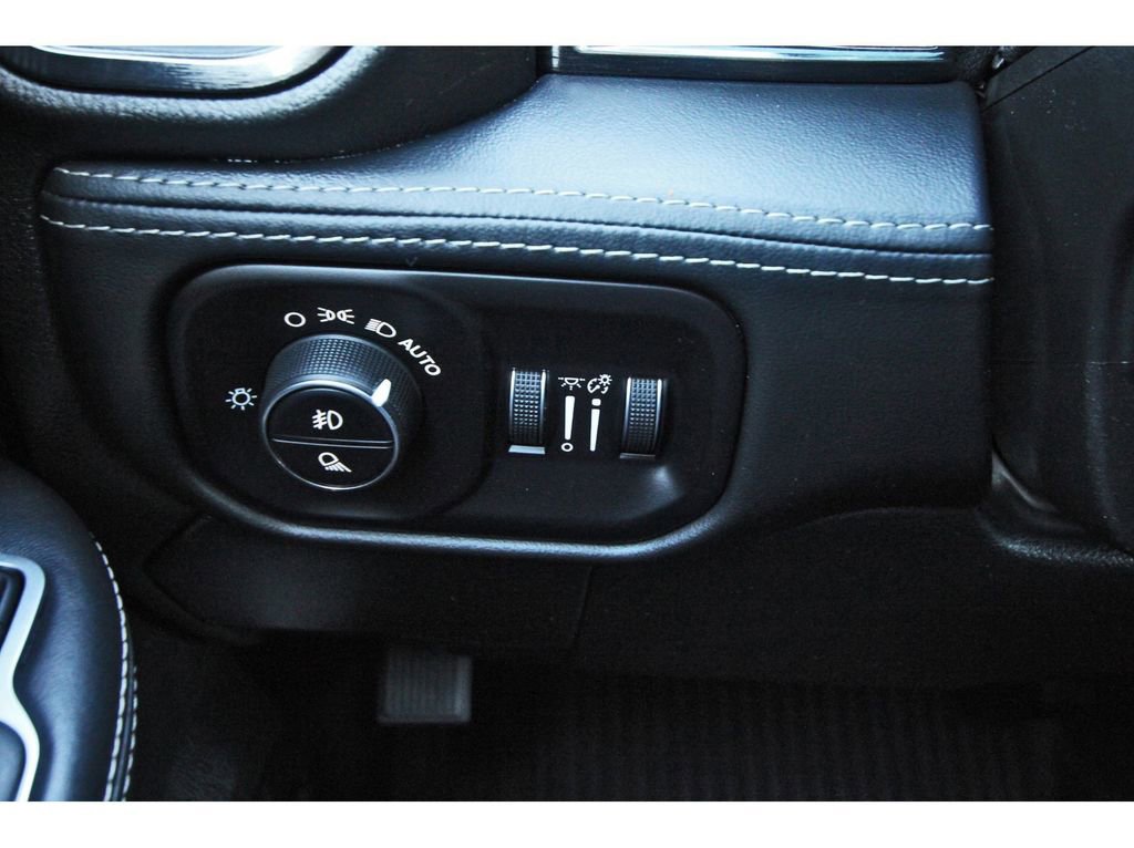 Used 2024 RAM 3500 Limited image 22