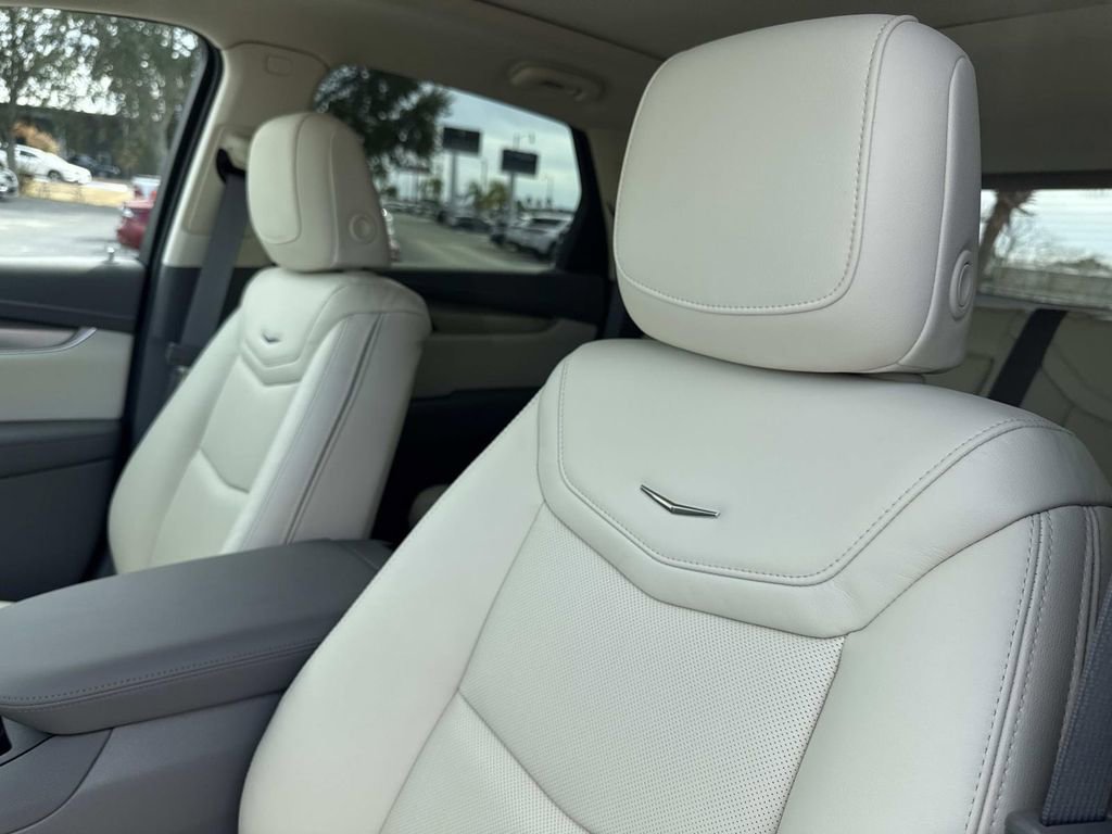New 2026 Cadillac XT5 Premium Luxury w/ Driver Assist Package image 21