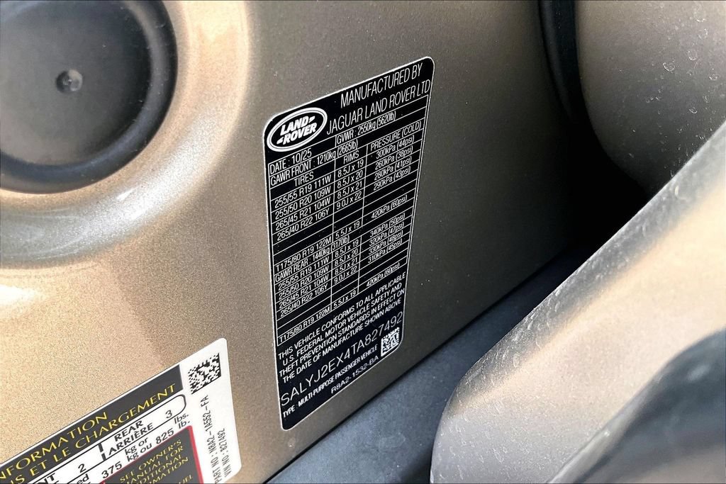 Certified 2026 Land Rover Range Rover Velar S AWD/4WD image 32