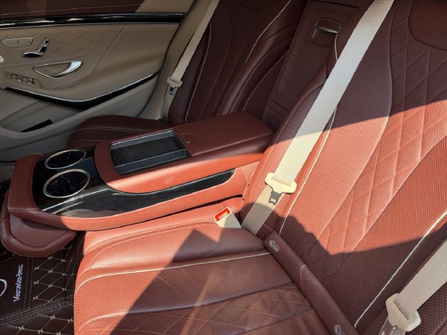 Used 2019 Mercedes-Benz S 560 Sedan image 11