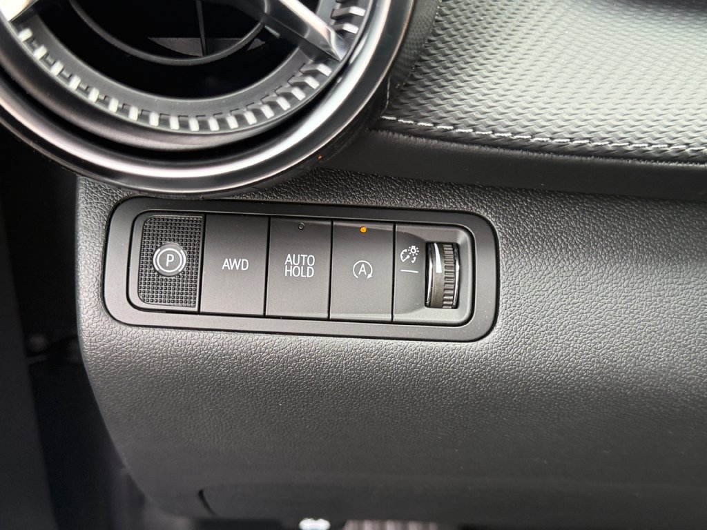 New 2027 Chevrolet Equinox LT w/ Safety and Technology Package AWD/4WD image 22