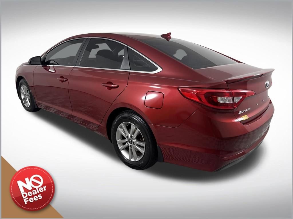 Used 2016 Hyundai Sonata SE w/ Winter Weather Package image 6