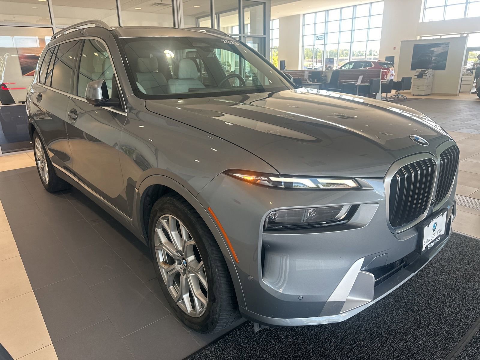 Certified 2023 BMW X7 xDrive40i w/ Premium Package image 21