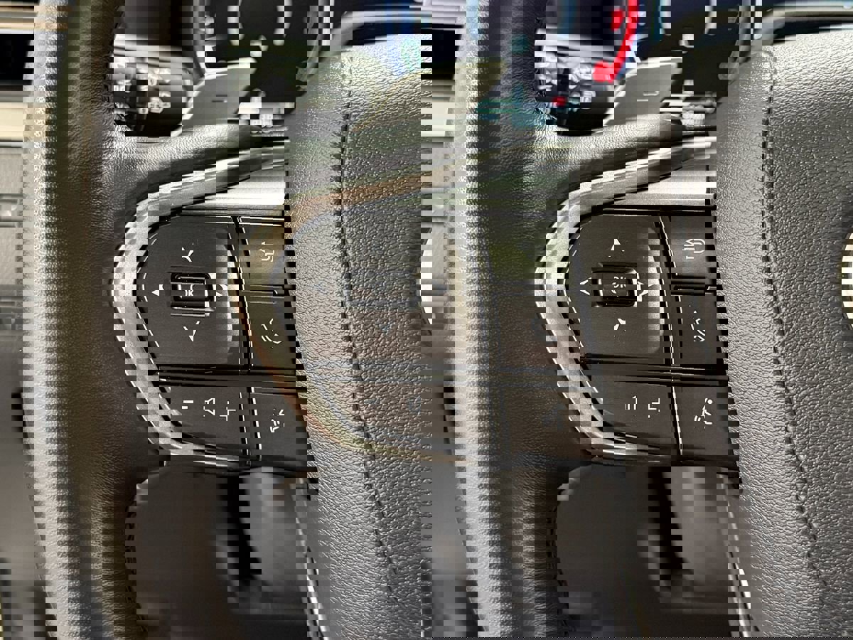 Used 2025 Lexus GX 550 w/ Accessory Package (2T) image 20