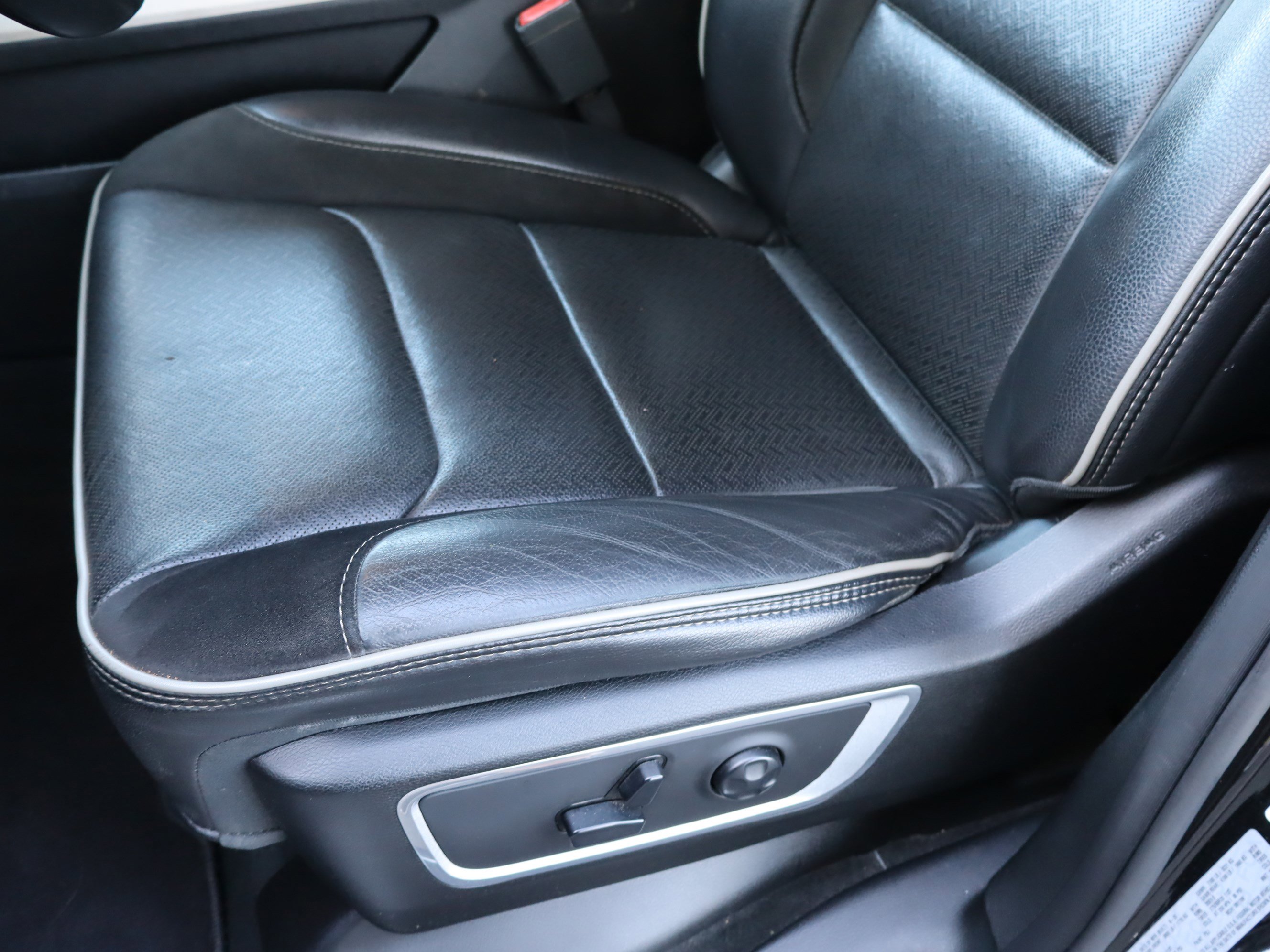 Used 2020 RAM 1500 Laramie AWD/4WD image 20