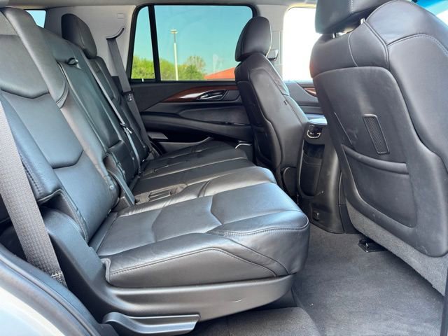 Used 2019 Cadillac Escalade 2WD image 19