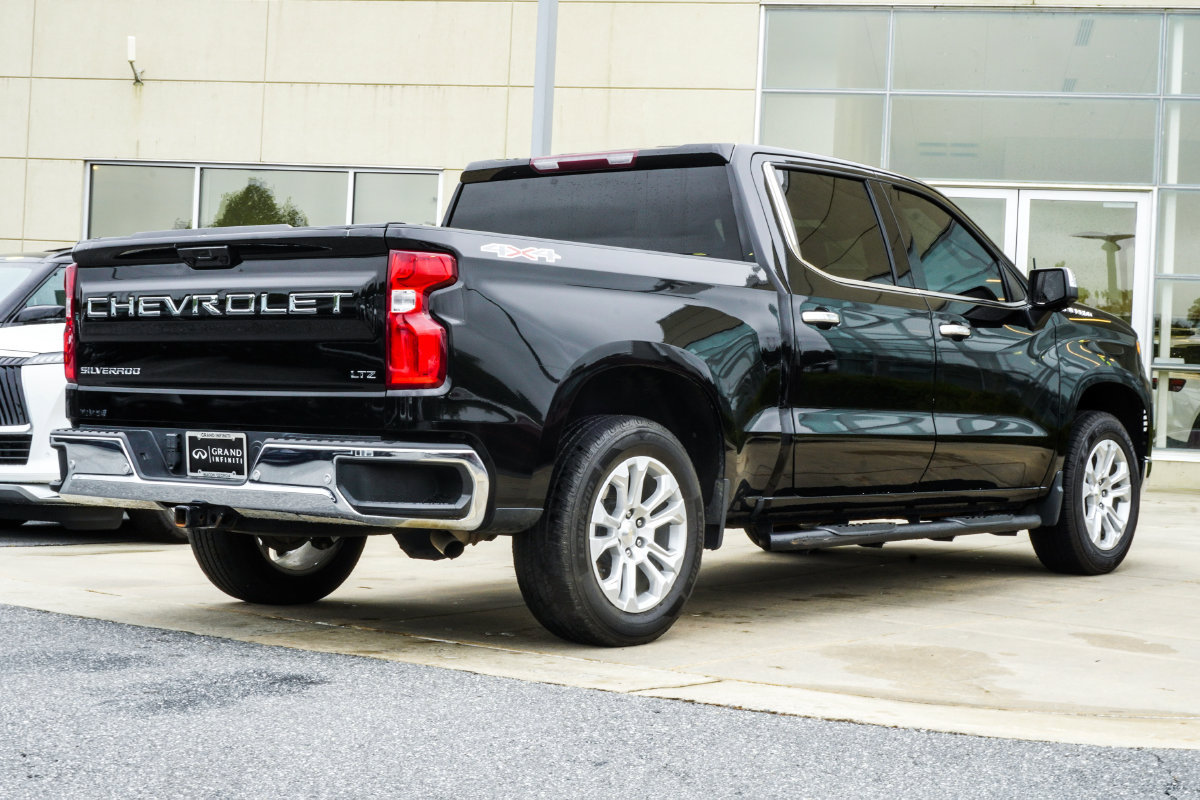 Used 2023 Chevrolet Silverado 1500 LTZ AWD/4WD image 13