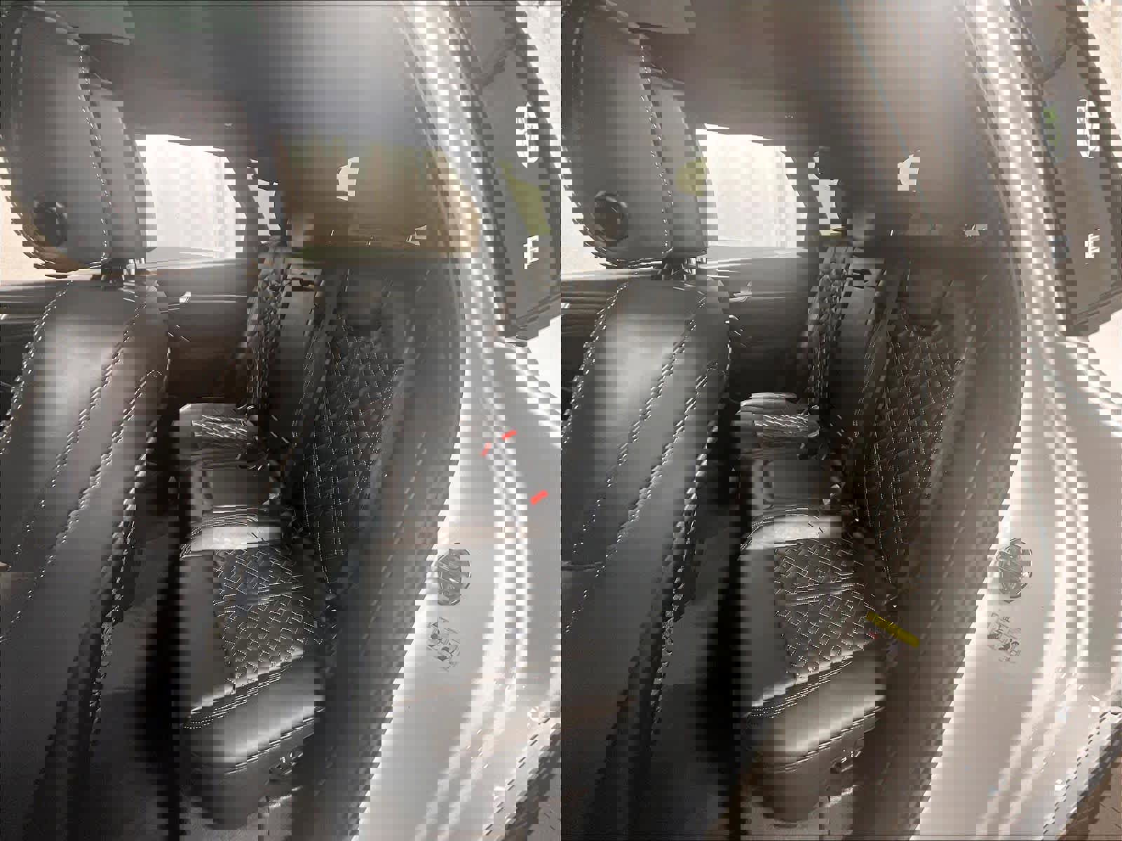 Used 2024 Audi SQ5 Prestige w/ Prestige Package image 15