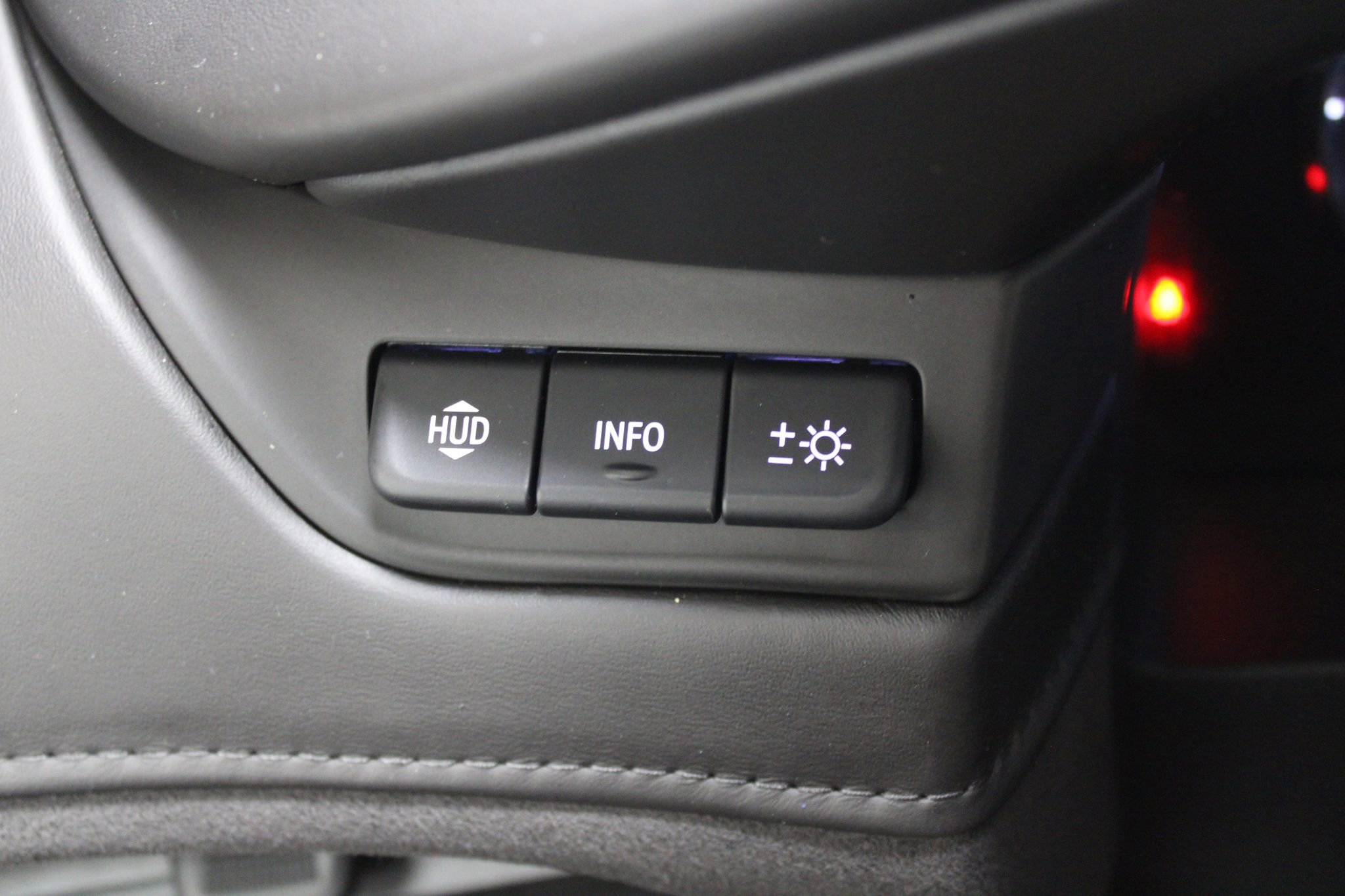 Used 2020 Cadillac Escalade ESV Platinum AWD/4WD image 47