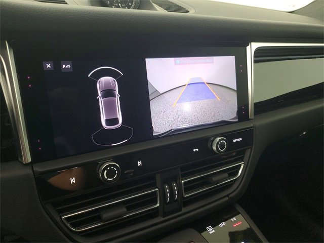 Used 2024 Porsche Macan image 28