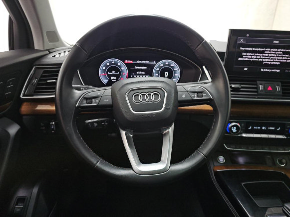 Used 2023 Audi Q5 2.0T Premium Plus w/ Premium Plus Package AWD/4WD image 9