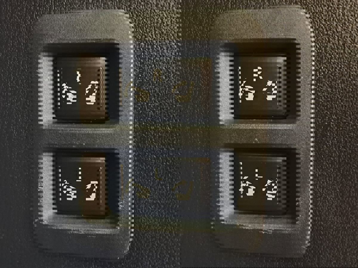 Used 2017 INFINITI QX80 4WD w/ Driver Assistance Package image 34