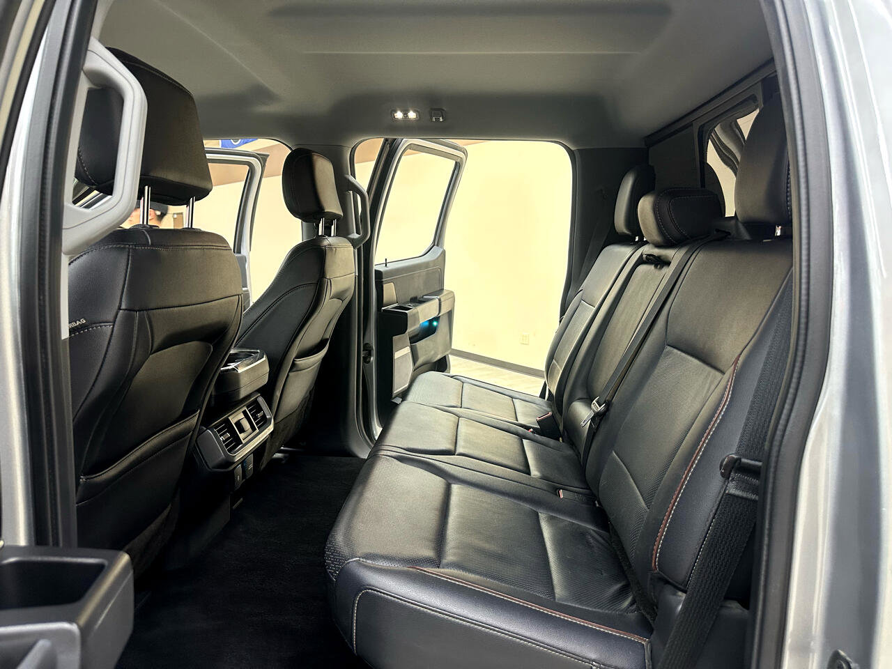 Used 2022 Ford F150 Lariat image 37