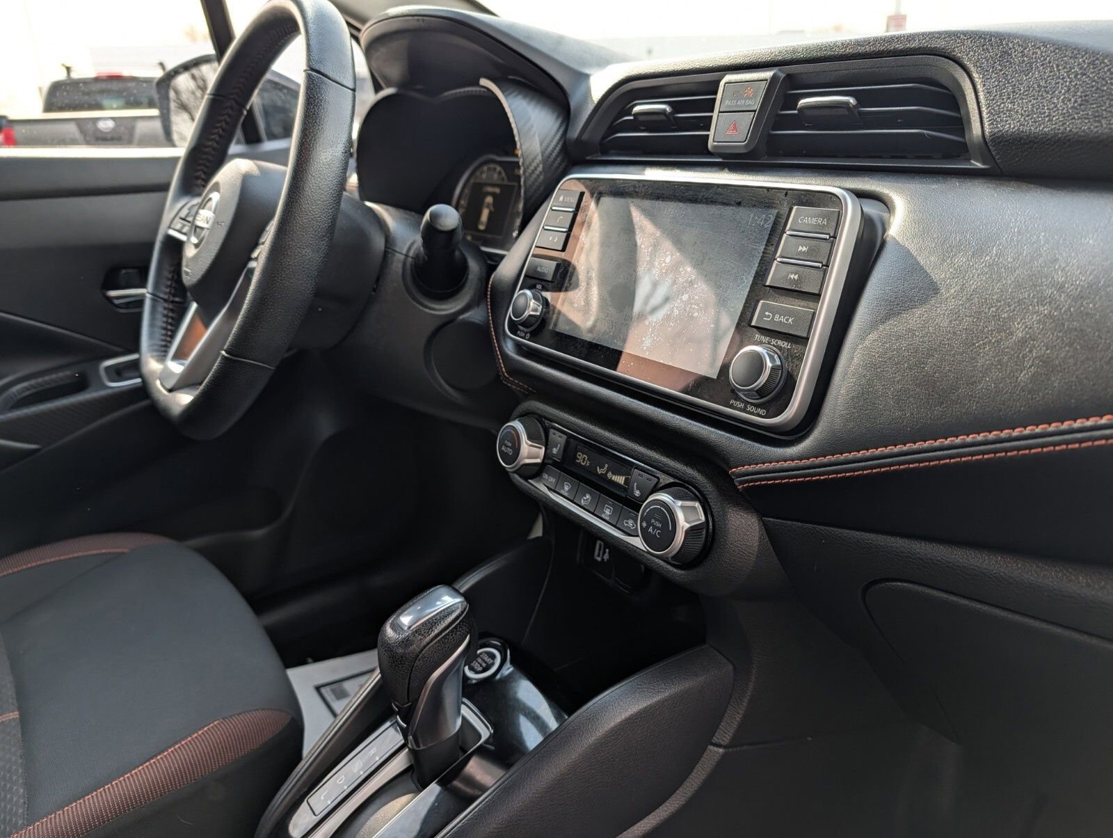 Used 2020 Nissan Versa SR w/ Convenience Package FWD image 20