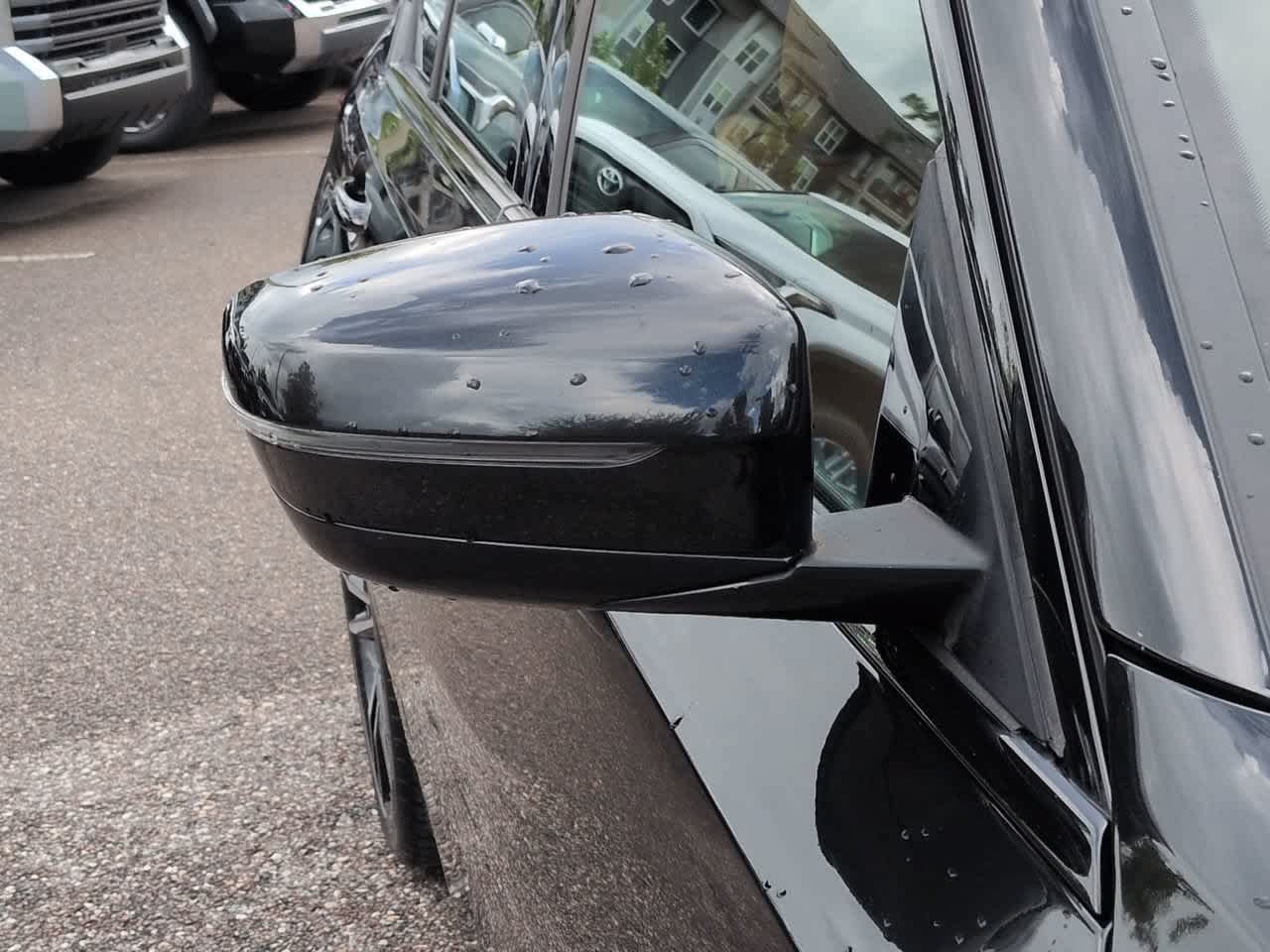 Used 2022 BMW 330e w/ M Sport Package RWD image 12